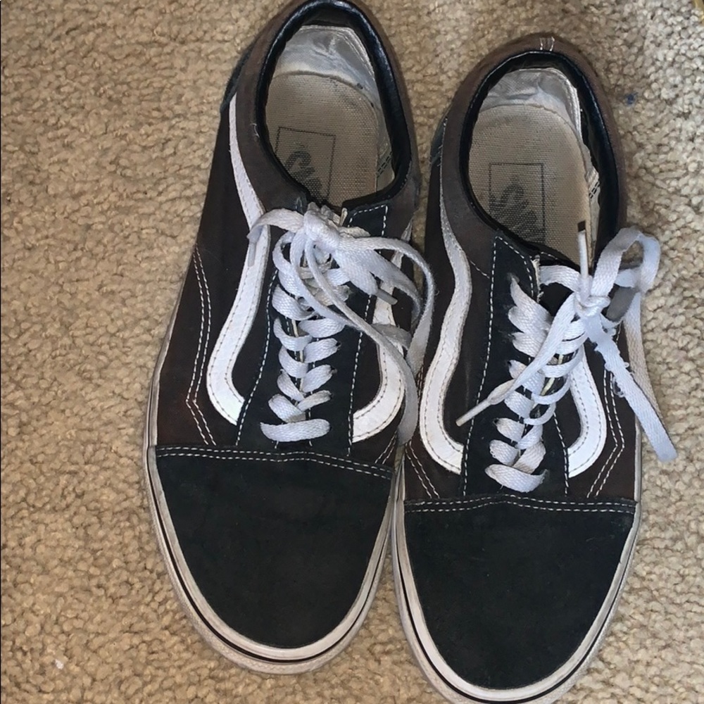 Women’s Old School Vans 8.5